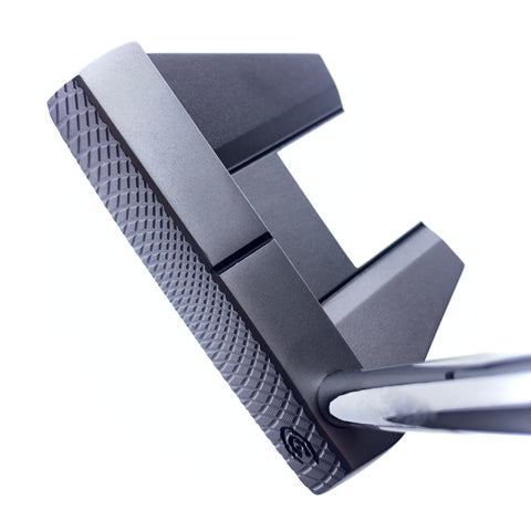Used Cleveland HB Soft 2 11 Putter / 34.0 Inches