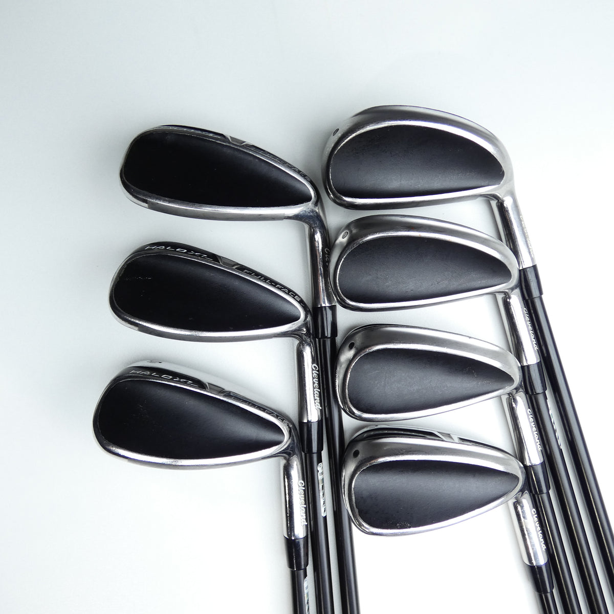 Used Cleveland Halo XL Full Face 2024 Iron Set / 6 - SW + GW / Ladies Flex