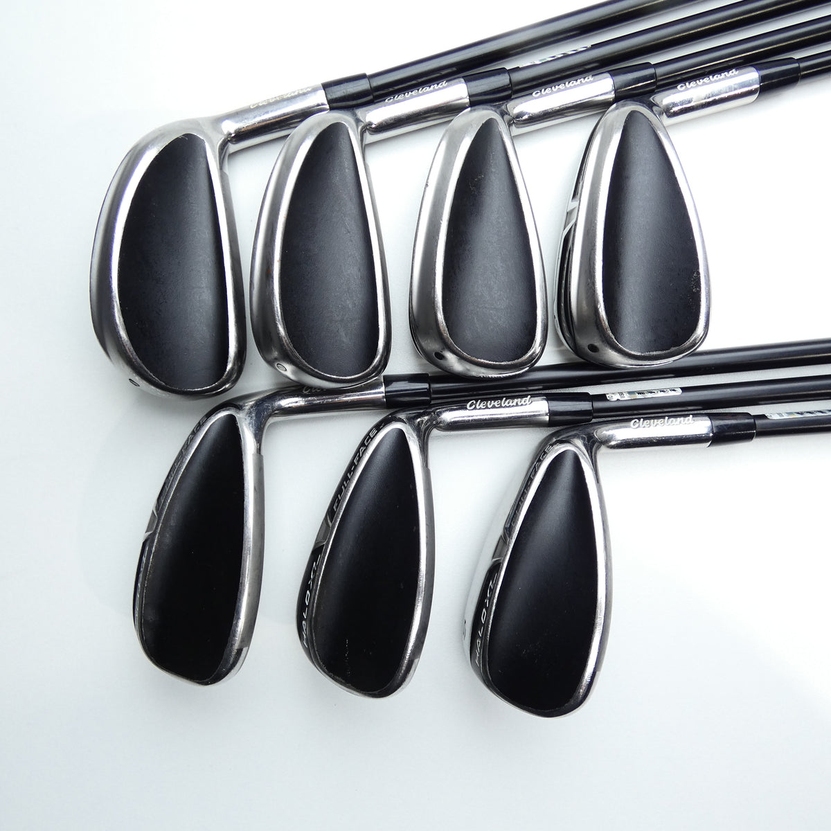 Used Cleveland Halo XL Full Face 2024 Iron Set / 6 - SW + GW / Ladies Flex