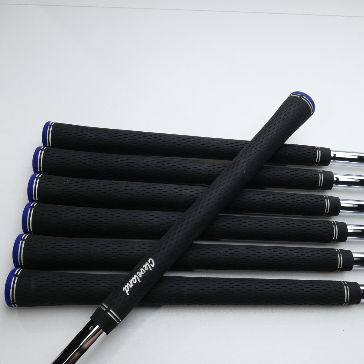 Used Cleveland Launcher CBX Iron Set / 4 - PW / Regular Flex