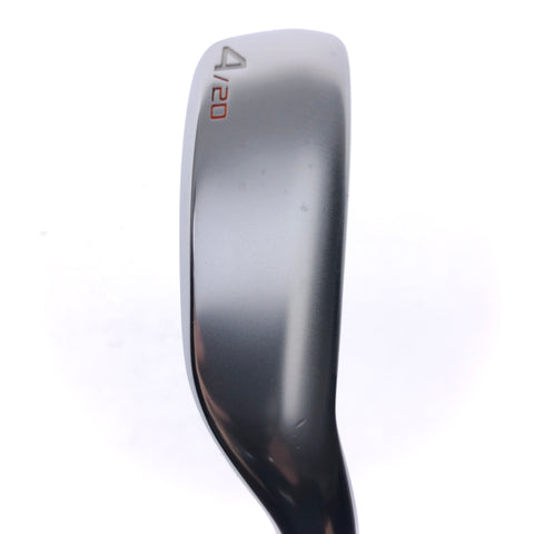 Used Cleveland Launcher UHX Utility 4 Hybrid / 20 Degrees / Regular Flex