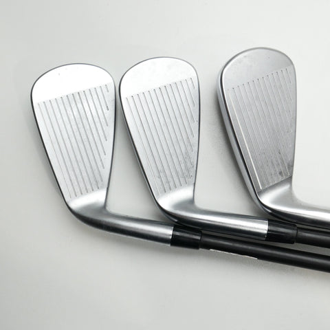 Used Cleveland Launcher XL 2022 Iron Set / 5 - PW / Regular Flex