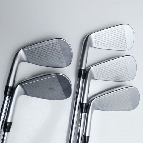 Used Cleveland Launcher XL 2022 Iron Set / 6 - PW / Regular Flex