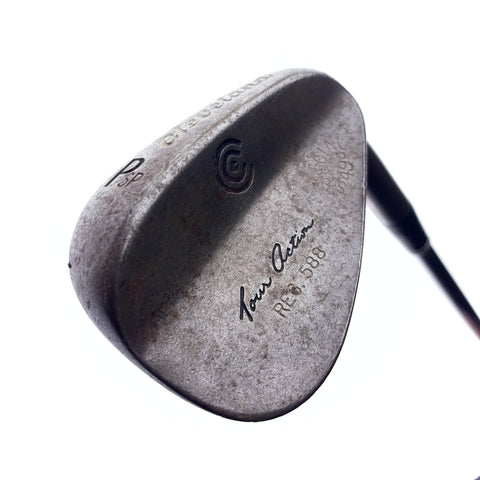 Used Cleveland Tour Action Reg. 588W Pitching Wedge / 49.0 Degrees / Wedge Flex