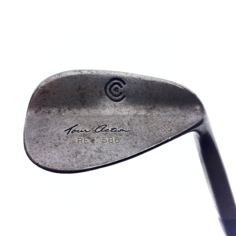 Used Cleveland Tour Action Reg. 588W Pitching Wedge / 49.0 Degrees / Wedge Flex