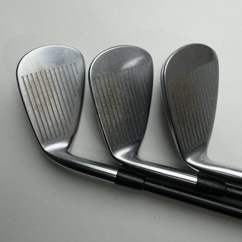 Used Mizuno JPX 825 Iron Set / 5 - PW / Regular Flex