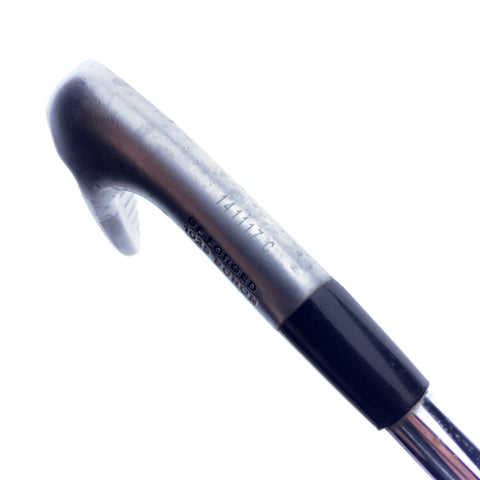 Used Mizuno JPX 900 Forged 9 Iron / 40.0 Degrees / Regular Flex