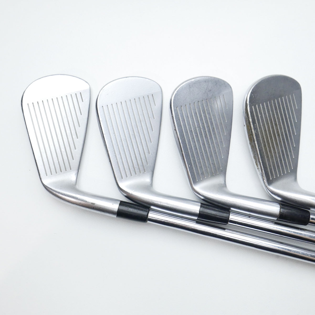 Used Mizuno JPX 900 Forged Iron Set / 4 - PW / Stiff Flex