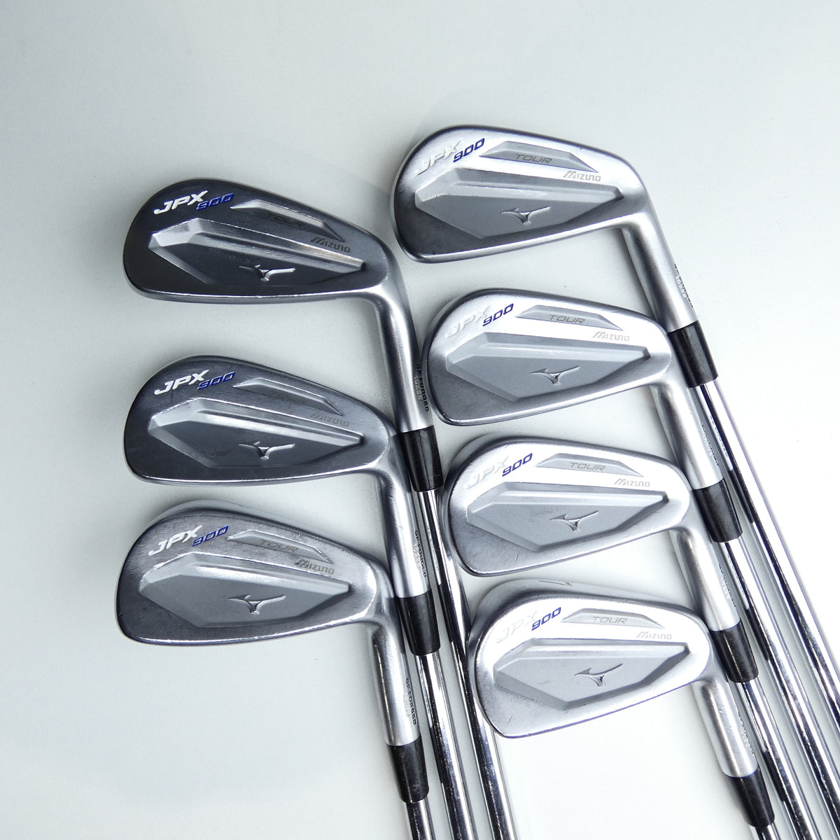 Used Mizuno JPX 900 Tour Iron Set / 4 - PW / X-Stiff Flex