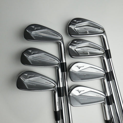 Used Mizuno JPX 919 Forged & JPX 919 Tour Combo Set / 4 - PW / X-Stiff Flex