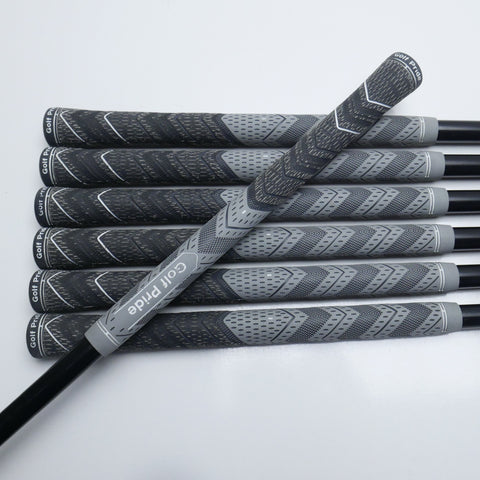 Used Mizuno JPX 921 Forged Iron Set / 4 - PW / Regular Flex