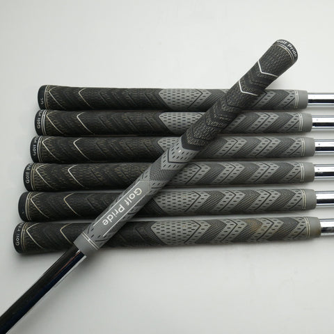 Used Mizuno JPX 921 Forged Iron Set / 4 - PW / Regular Flex