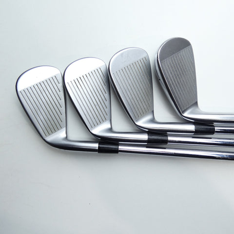 Used Mizuno JPX 921 Forged Iron Set / 4 - PW / Stiff Flex