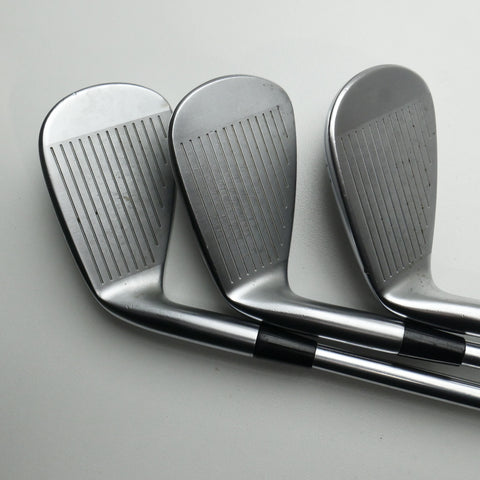 Used Mizuno JPX 921 Forged Iron Set / 4 - PW / X-Stiff Flex