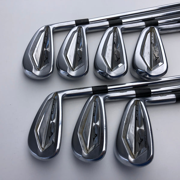 Used Mizuno JPX 921 Forged Iron Set / 4 - PW / X-Stiff Flex