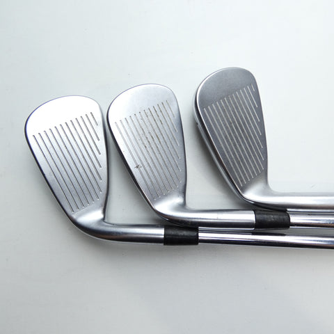 Used Mizuno JPX 921 Hot Metal Iron Set / 5 - PW / Regular Flex