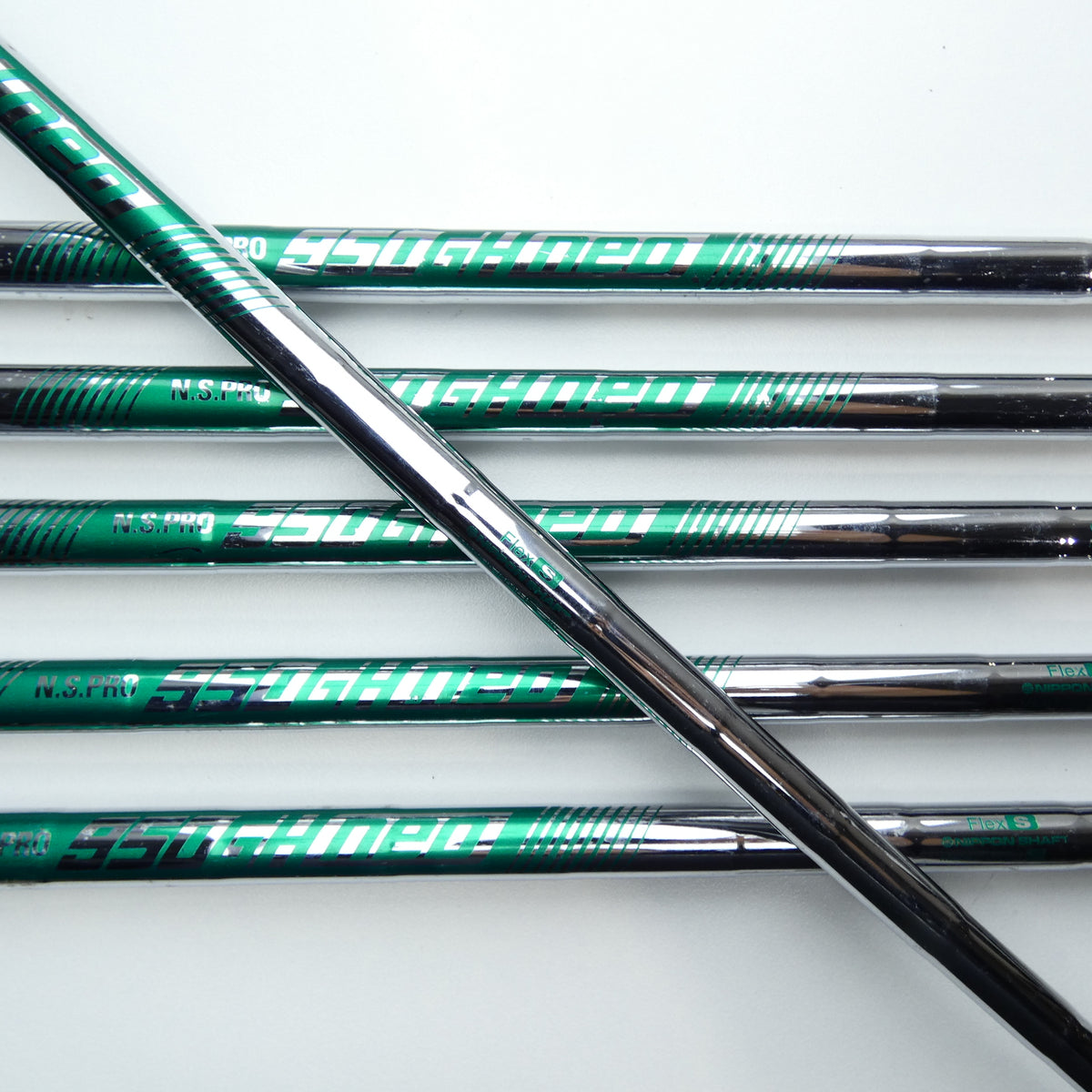 Used Mizuno JPX 921 Hot Metal Iron Set / 5 - PW / Stiff Flex