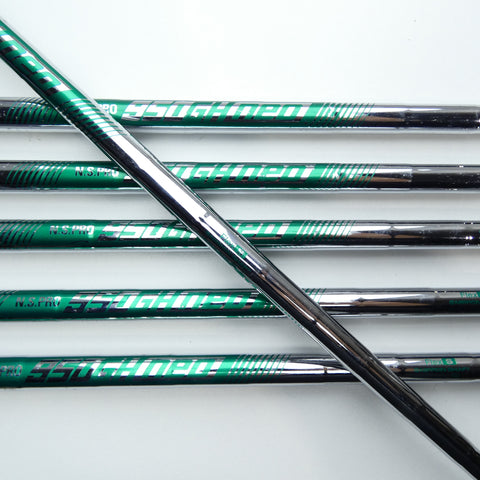 Used Mizuno JPX 921 Hot Metal Iron Set / 5 - PW / Stiff Flex