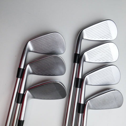 Used Mizuno JPX 921 Hot Metal Pro Iron Set / 4 - PW / X-Stiff Flex