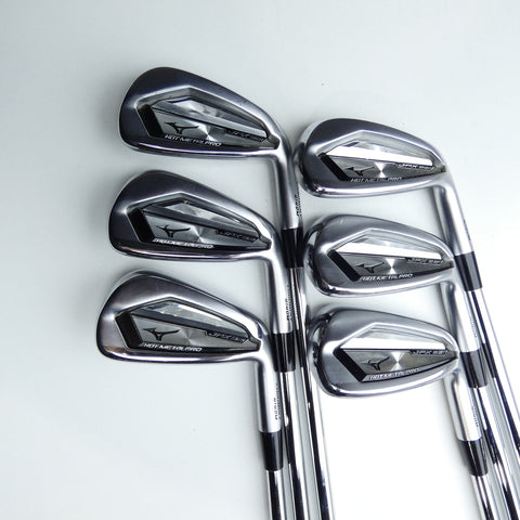 Used Mizuno JPX 921 Hot Metal Pro Iron Set / 5 - PW / Lite Flex