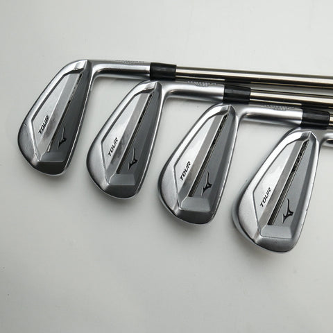 Used Mizuno JPX 921 Tour Iron Set / 4 - PW / Stiff Flex