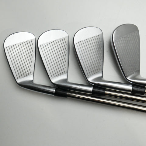 Used Mizuno JPX 921 Tour Iron Set / 4 - PW / Stiff Flex