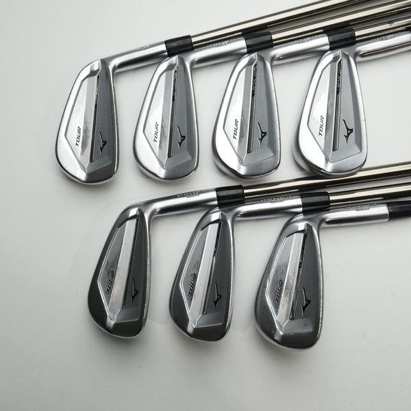 Used Mizuno JPX 921 Tour Iron Set / 4 - PW / Stiff Flex