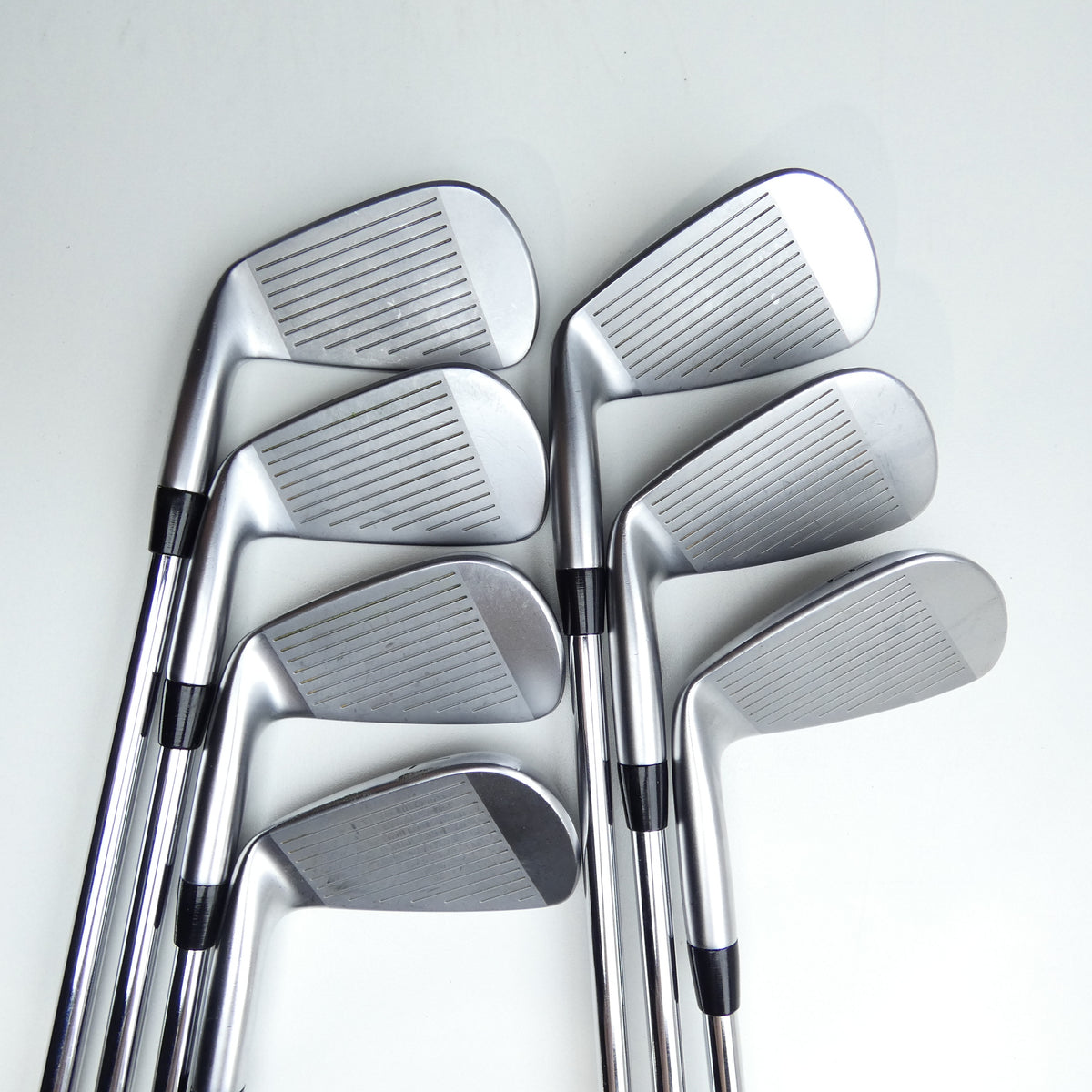 Used Mizuno JPX 921 Tour Iron Set / 4 - PW / X-Stiff Flex
