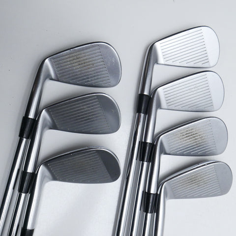 Used Mizuno JPX 921 Tour Iron Set / 4 - PW / X-Stiff Flex