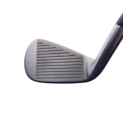 Used Mizuno JPX 923 Forged 7 Iron / 30.0 Degrees / Soft Regular Flex