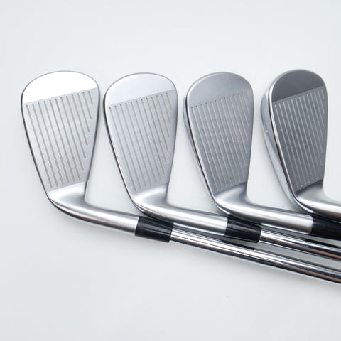 Used Mizuno JPX 923 Forged Iron Set / 4 - PW + GW / Regular Flex