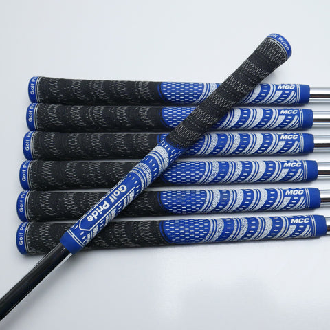 Used Mizuno JPX 923 Forged Iron Set / 4 - PW / Stiff Flex