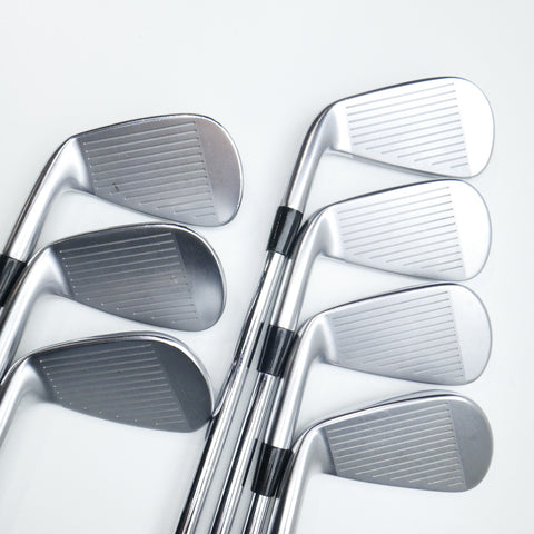 Used Mizuno JPX 923 Forged Iron Set / 4 - PW / Stiff Flex