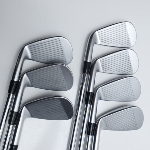 Used Mizuno JPX 923 Forged Iron Set / 4 - PW / Stiff Flex