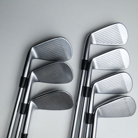 Used Mizuno JPX 923 Forged Iron Set / 4 - PW / X-Stiff Flex