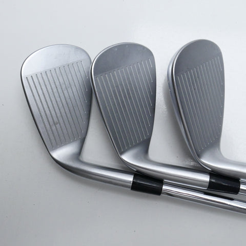 Used Mizuno JPX 923 Hot Metal HL Iron Set / 5 - PW / Regular Flex