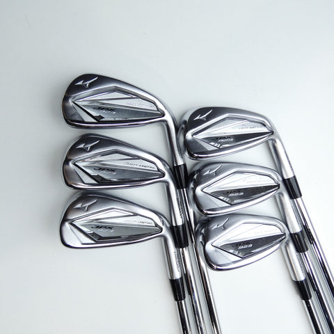 Used Mizuno JPX 923 Hot Metal Iron Set / 5 - PW / Regular Flex