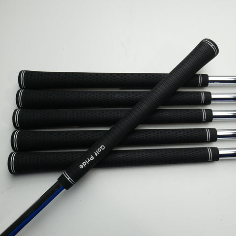 Used Mizuno JPX 923 Hot Metal Iron Set / 5 - PW / Stiff Flex