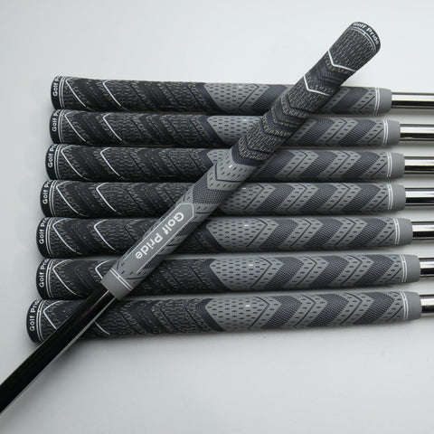 Used Mizuno JPX 923 Hot Metal Pro Iron Set / 4 - PW + GW / Stiff Flex