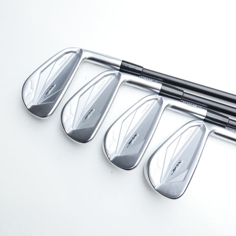 Used Mizuno JPX 923 Tour Iron Set / 4 - PW / Stiff Flex
