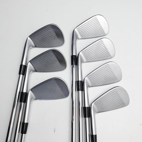 Used Mizuno JPX 923 Tour Iron Set / 4 - PW / X-Stiff Flex