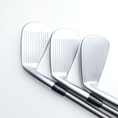 Used Mizuno JPX 923 Tour Iron Set / 5 - PW / Stiff Flex