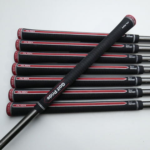 Used Mizuno JPX 925 Forged Iron Set / 4 - PW + GW / Stiff Flex