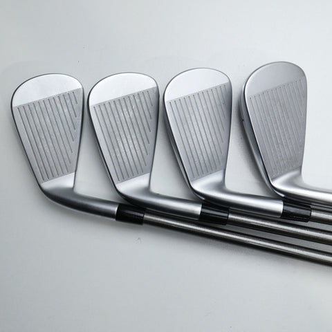 Used Mizuno JPX 925 Forged Iron Set / 4 - PW + GW / Stiff Flex