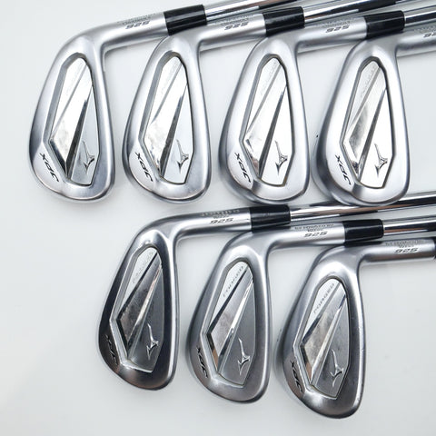 Used Mizuno JPX 925 Forged Iron Set / 4 - PW / Regular Flex