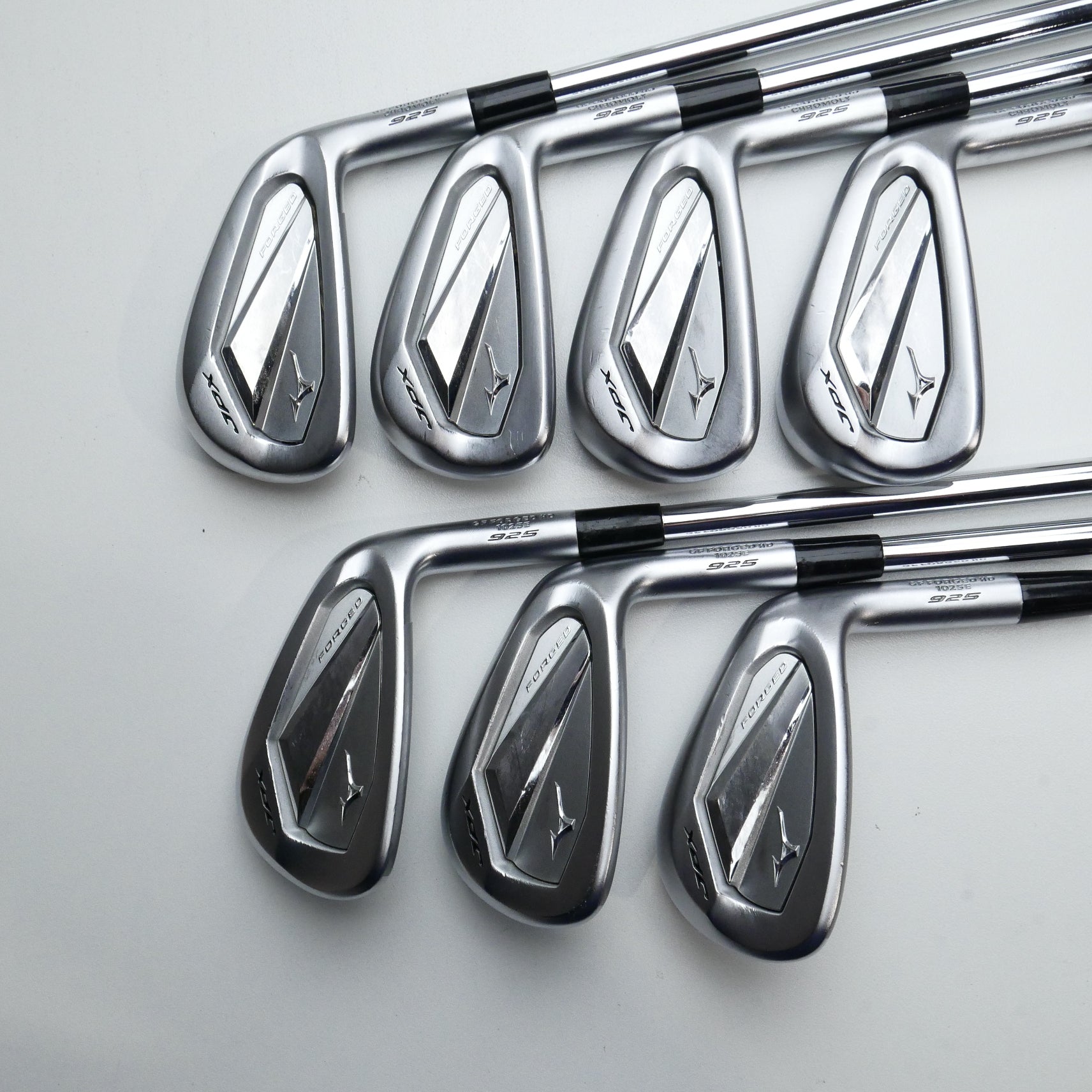 Used Mizuno JPX 925 Forged Iron Set / 4 - PW / X-Stiff Flex