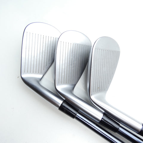 Used Mizuno JPX 925 Forged Iron Set / 5 - PW + GW / Regular Flex