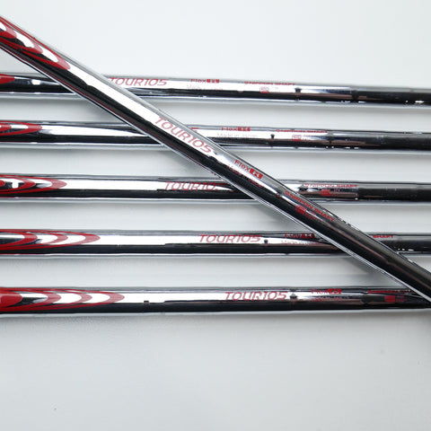 Used Mizuno JPX 925 Forged Iron Set / 5 - PW / Regular Flex