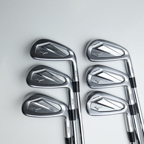 Used Mizuno JPX 925 Forged Iron Set / 5 - PW / Regular Flex