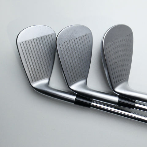 Used Mizuno JPX 925 Forged Iron Set / 5 - PW / Regular Flex